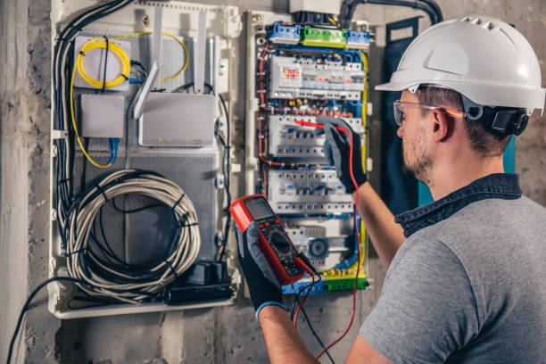 Best Commercial Electrician Services  in Raymond, MS