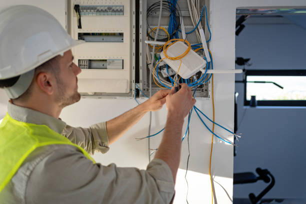 Best Electrical Contractors for Businesses  in Raymond, MS
